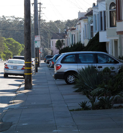 Skirt_parking_street.JPG