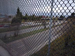 The 980 Freeway parallels Broadway just a couple of blocks away. Would Broadway even be missed by motorists?
