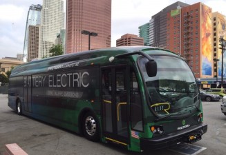 Metro plans to transition to a fully electric bus fleet by 2030. Photo of electric bus by Joe Linton/Streetsblog L.A.
