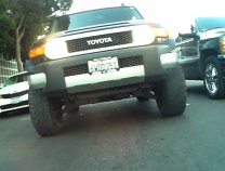 A rear-bikecam shot of the SUV of a motorist who punishment passed, honked, and shouted at Streetsblog's editor back in 2017. Photo: Streetsblog/Rudick