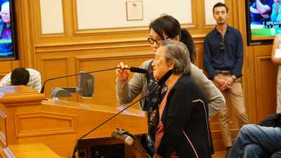 Yu Lian Chen, a senior who lives at Mercy, speaking at yesterday SFMTA Board Meeting. Photo: John Entwistle