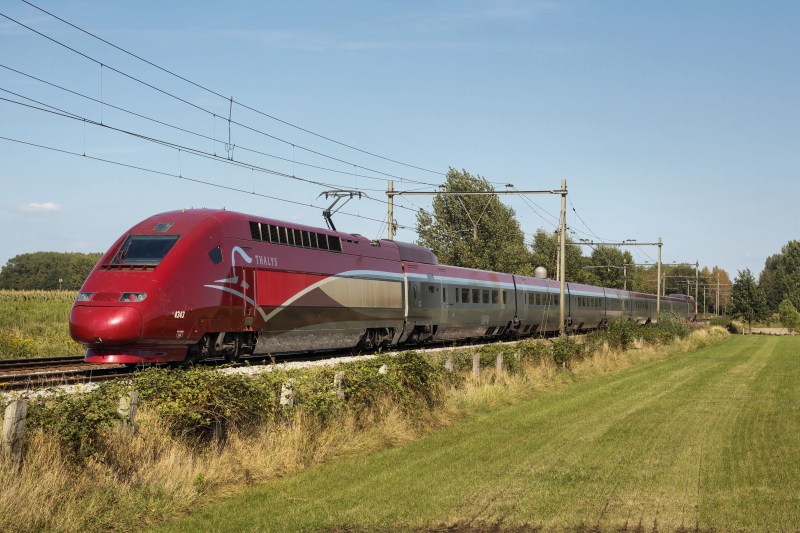 A 200 mph train in the Netherlands. A Dutch TV crew asks: will California ever catch up? Photo: Wikimedia Commons