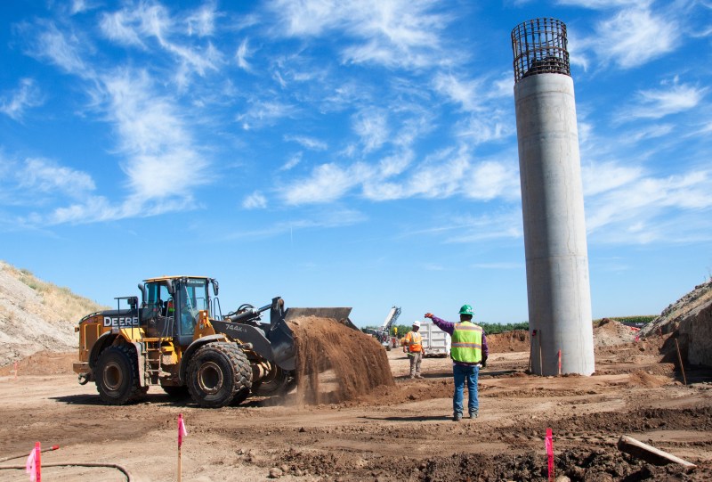 HSR construction in Kings County. Photo: CaHSRA