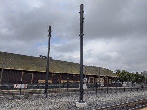 Caltrain electrification poles in Santa Clara. Photo taken in January, 2020 by  Streetsblog/Rudick