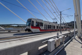 Light rail on Portland's Tilikum bridge. Photo: Atomic Taco