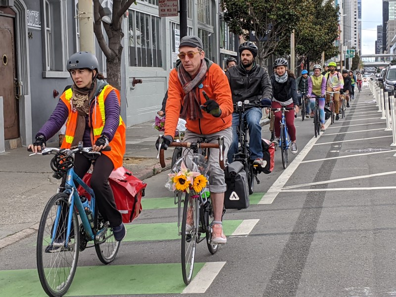 Howard between 2nd and 3rd during a commemorative ride for a cyclist killed on Howard in 2019. Photo: Streetsblog/Rudick