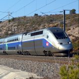 A French high-speed train travelling at 200 mph, drawing electric power from the overhead wire. Photo: Wikimedia Commons