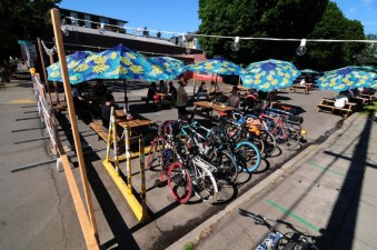 Stormbreaker Brewing’s latest addition is on North Beech Street off of Mississippi. (Photos: J. Maus/BikePortland)