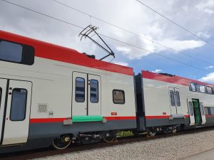 One of Caltrain's first new trainsets, under wire. Photo: CalMod