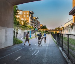 A segment of the Midtown Greenway in Minneapolis. Source: Creative commons.