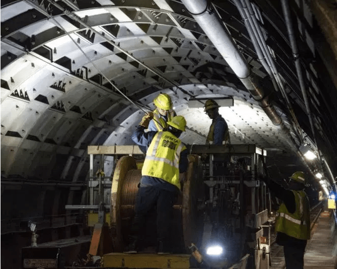 A Muni crew repairing wire last year. Photo: SFMTA