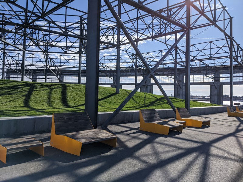 'Township Commons,' Oakland's newest park, is open. But bike access is lackluster. Photos: Streetsblog/Rudick