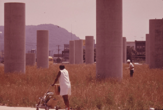 The concrete supports for Charleston's Interstate 77, a downtown highway, which were built on land that was formerly home to more than 240 predominantly Black families. Image: Harry Schaefer via Wikimedia Commons