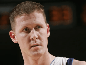 Shawn Bradley; screenshot from Youtube