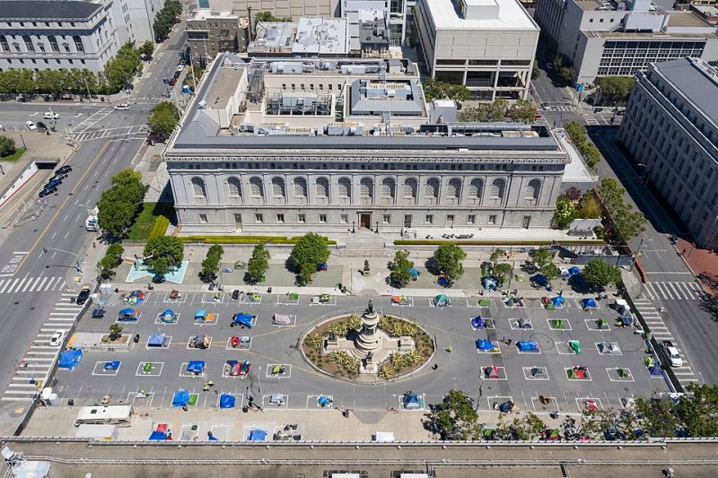 Photo: Christopher Michel via Wikimedia Commons