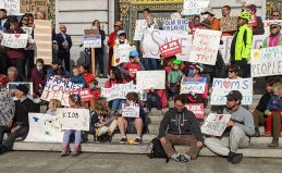 The rally before the 12-hour hearing. Photos: Streetsblog/Rudick